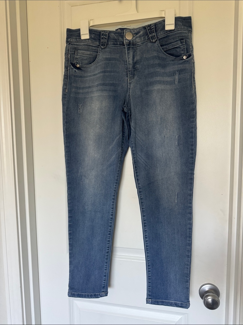 Democracy Women’s Skinny Jeans - Light Blue Wash